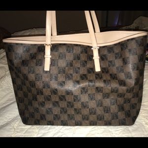 Michael Kors purse